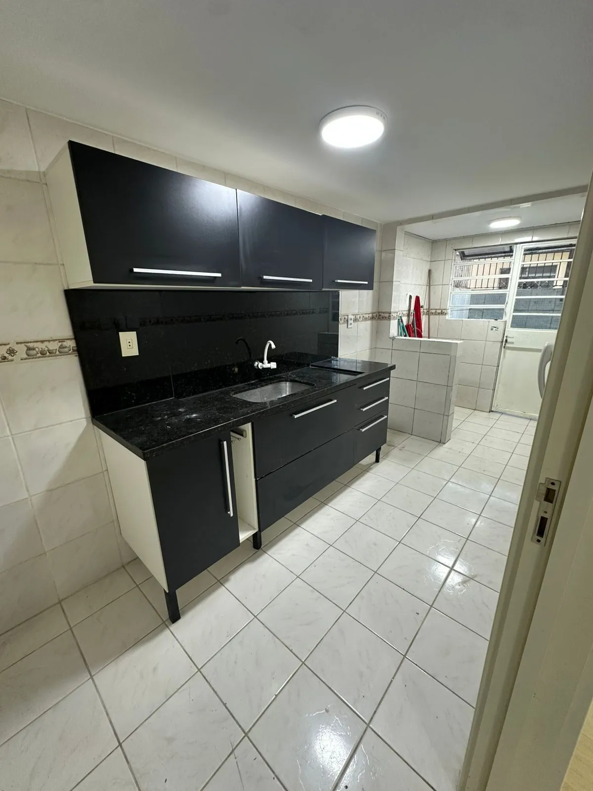 Imagem Apartamento com 3 Quartos, térreo com pátio privativo, 1 vaga coberta à Venda, 88m² privativos, só R$ 299.000
