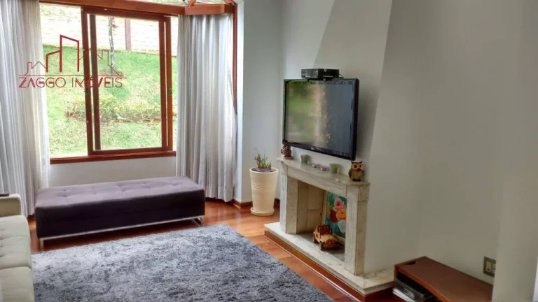 Imagem Casa em Condomínio Fechado - 310m² - 5 dormitórios