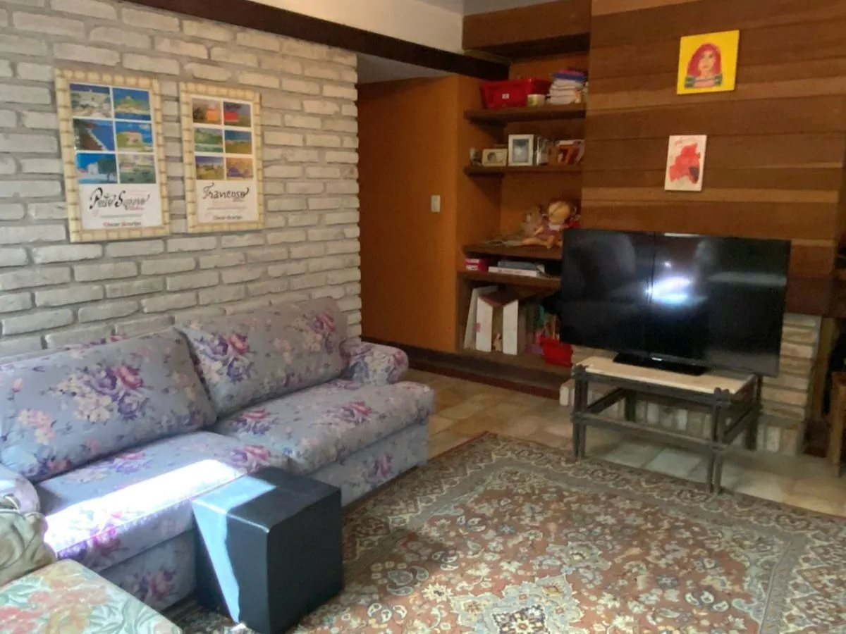 Imagem Casa com 7 dormitorios para venda Bairro Espírito Santo Porto Alegre, com 6 vagas.