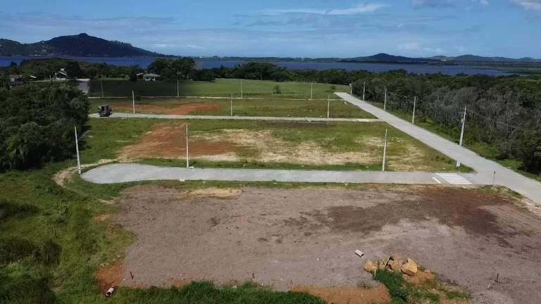 Imagem Terreno à venda no Loteamento Caminho da Lagoa, Garopaba-SC - Menor Preço!