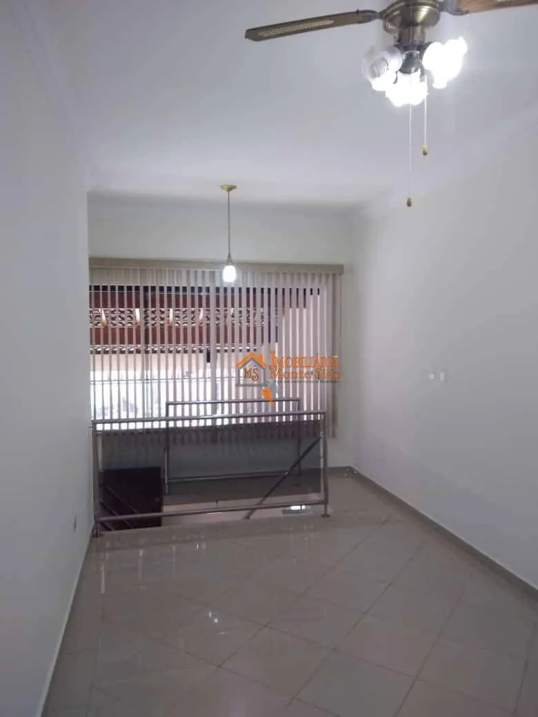 Imagem Casa com 3 dormitórios à venda, 170 m² por R$ 710.000,00 - Jardim Pinhal - Guarulhos/SP