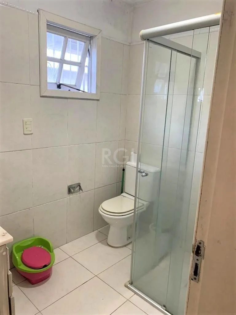 Imagem Casa de 175m², com 3 dormitórios