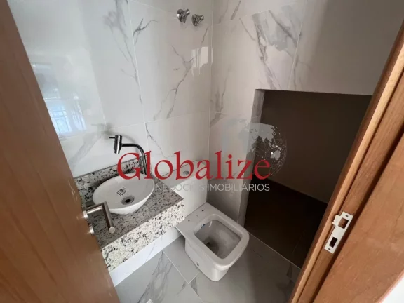 Imagem Sobreposta Alta á Venda com piscina, 3 dormitórios e 2 vagas no bairro da Ponta da Praia em Santos por R$ 1.700.000,00