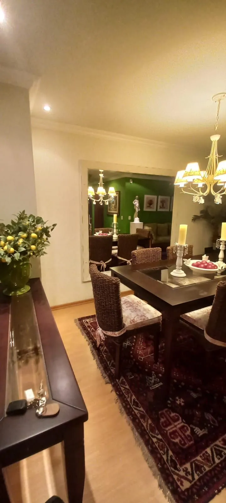Imagem Apartamento a venda em Gramado com 02 dormitórios, suíte, sacada e vaga coberta