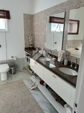 Imagem Casa de Condomínio em Morada dos Pássaros - Barueri