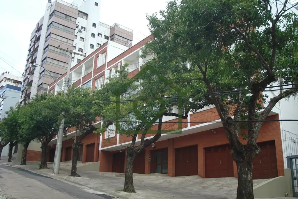 Imagem Descubra o seu novo lar no Edifício Becarma, um encantador apartamento localizado na Rua Vasco da G...