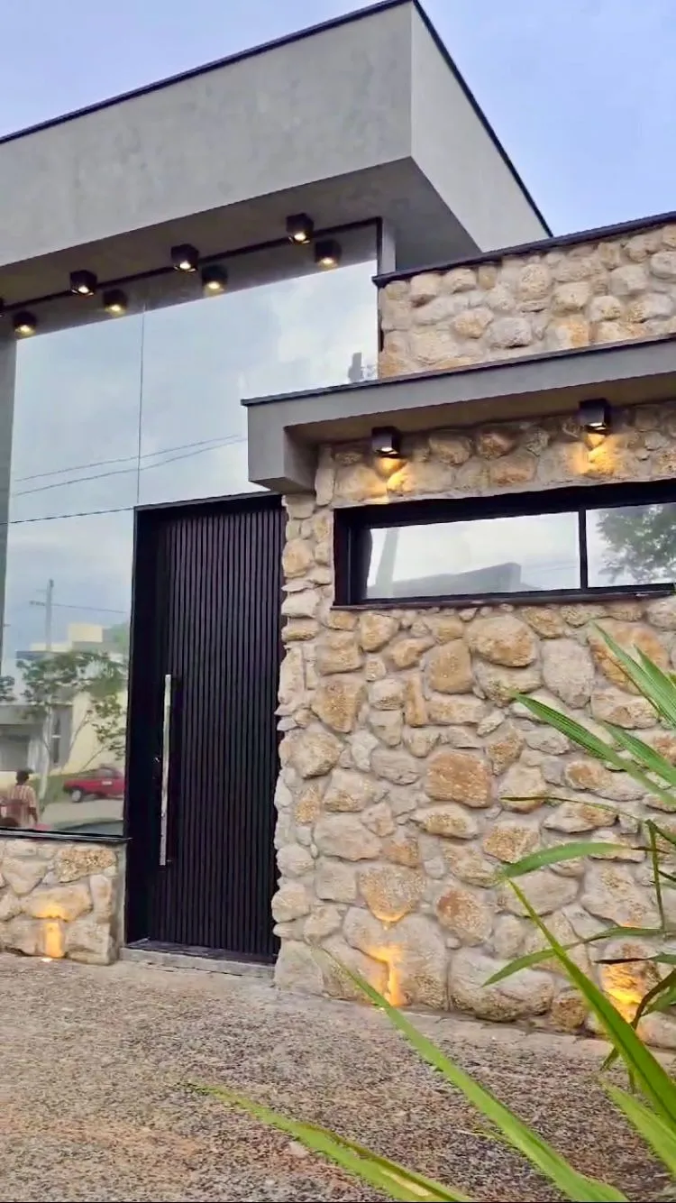 Imagem Sua Casa dos Sonhos no Villaggio Ipanema I - Luxo e Conforto em Sorocaba!