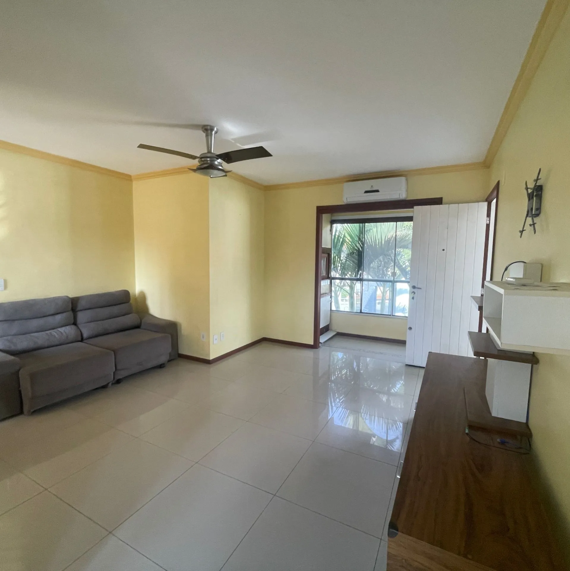 Imagem Apartamento de 3 dormitórios Canasvieiras.