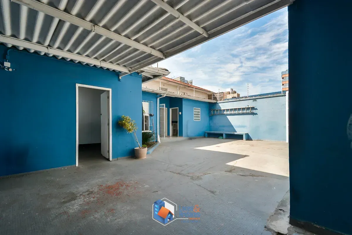 Imagem Casa para venda em Butantã com 3 quartos, sendo 1 suíte, 288m²