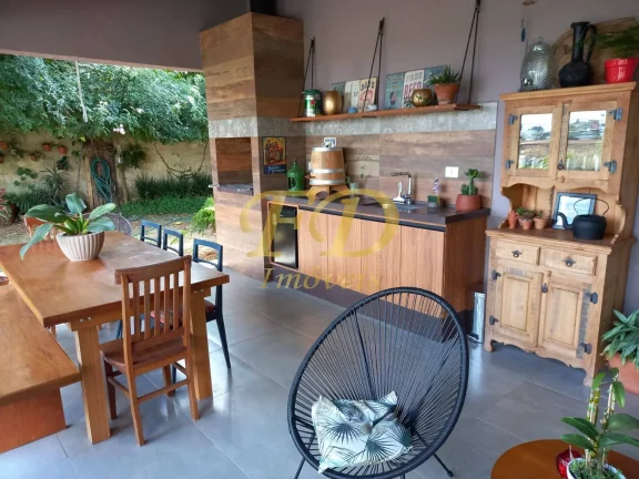 Imagem casa de Alto Padrão no Condomínio Parque das Graças I em Atibaia