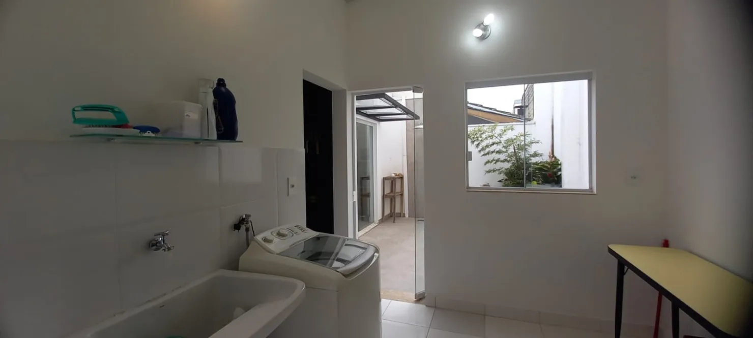 Imagem Casa à venda 2 Quartos, 1 Suite, 3 Vagas, 194M², São Gonçalo, Taubaté - SP | Condominío Villagio Flores