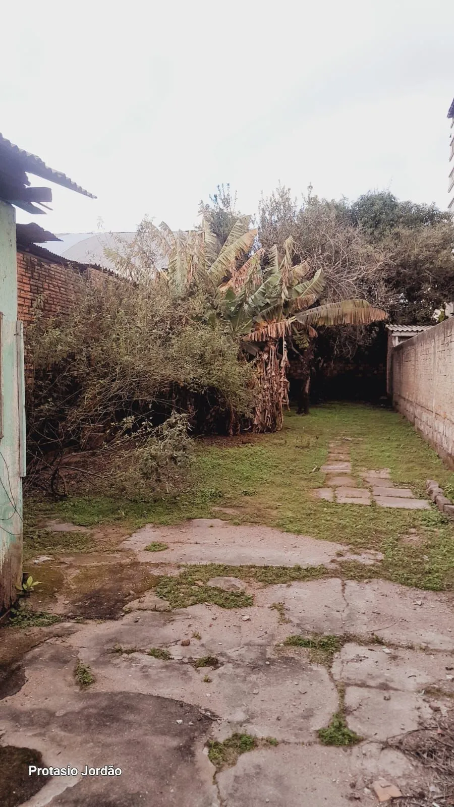 Imagem Terreno medindo 342,67m² no bairro Rio Branco/Santana em Porto Alegre