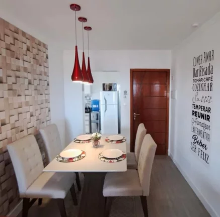 Imagem EXCELENTE APARTAMENTO PARA LOCAÇÃO NA OCIAN!!! 2 dormitórios 1 suíte!