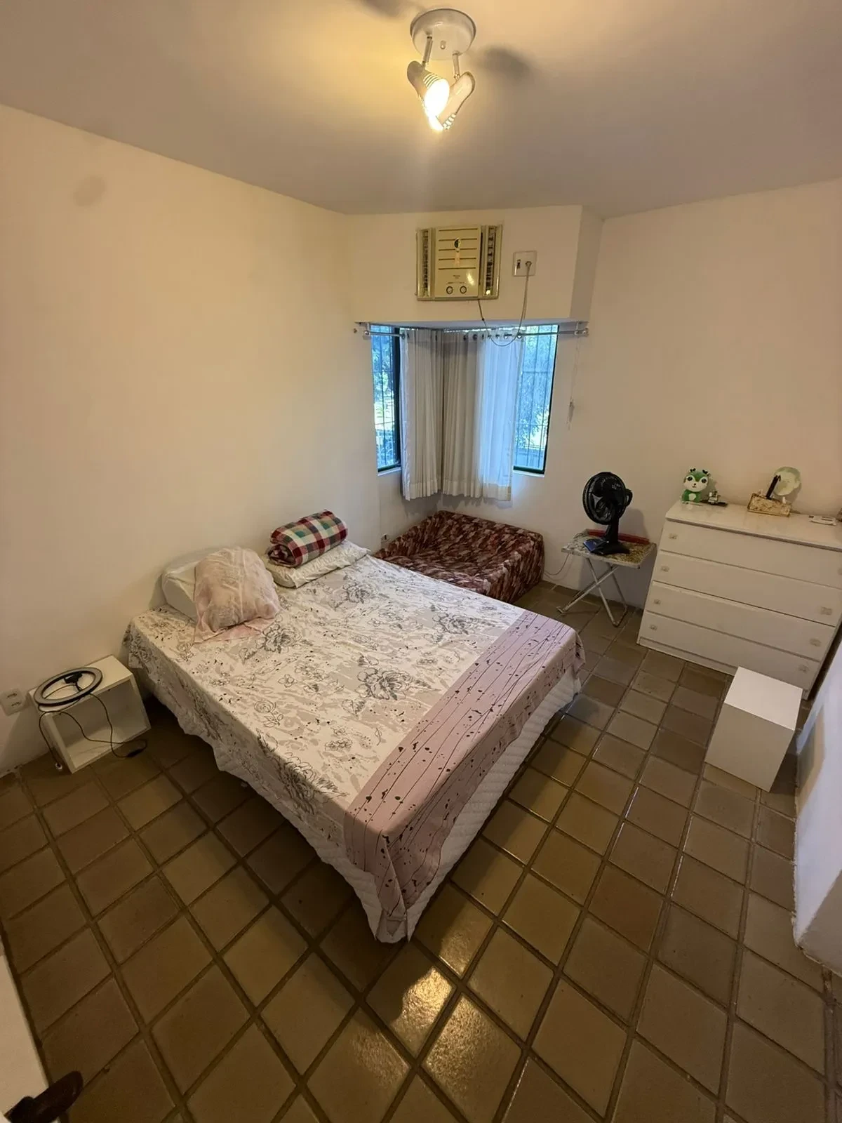 Imagem Apartamento com 4 Quartos à Venda, 280 metros em Derby - Recife