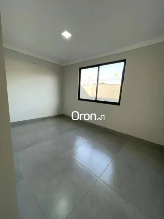 Imagem Casa com 3 dormitórios à venda, 250 m² por R$ 940.000,00 - Setor Garavelo - Aparecida de Goiânia/GO