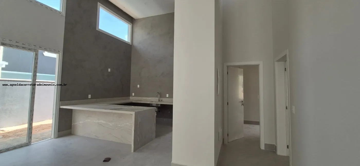 Imagem Casa em Condomínio para Venda em Parnamirim, Pium (Distrito Litoral), 3 dormitórios, 3 suítes, 4 banheiros, 4 vagas