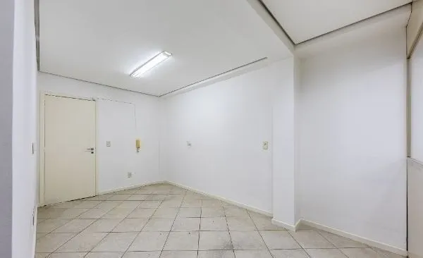 Imagem Prédio comercial com loja no bairro Rio Branco com 237m²