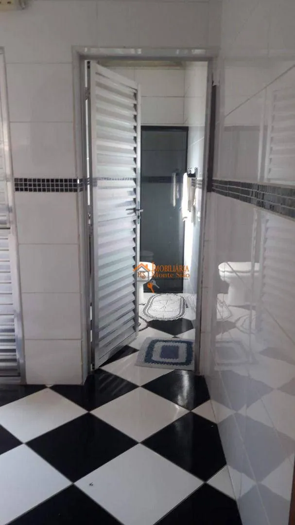 Imagem Sobrado com 3 dormitórios à venda, 125 m² por R$ 583.000,00 - Jardim Adriana - Guarulhos/SP