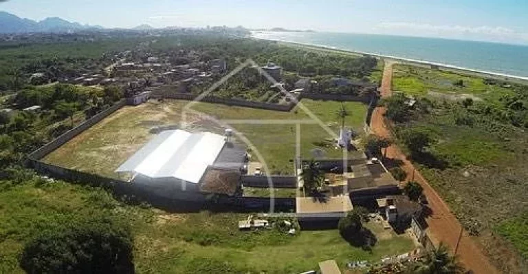 Imagem Área com 13.900m² próximo ao centro de Guarapari, ideal para empresas, galpões, pátios, logística