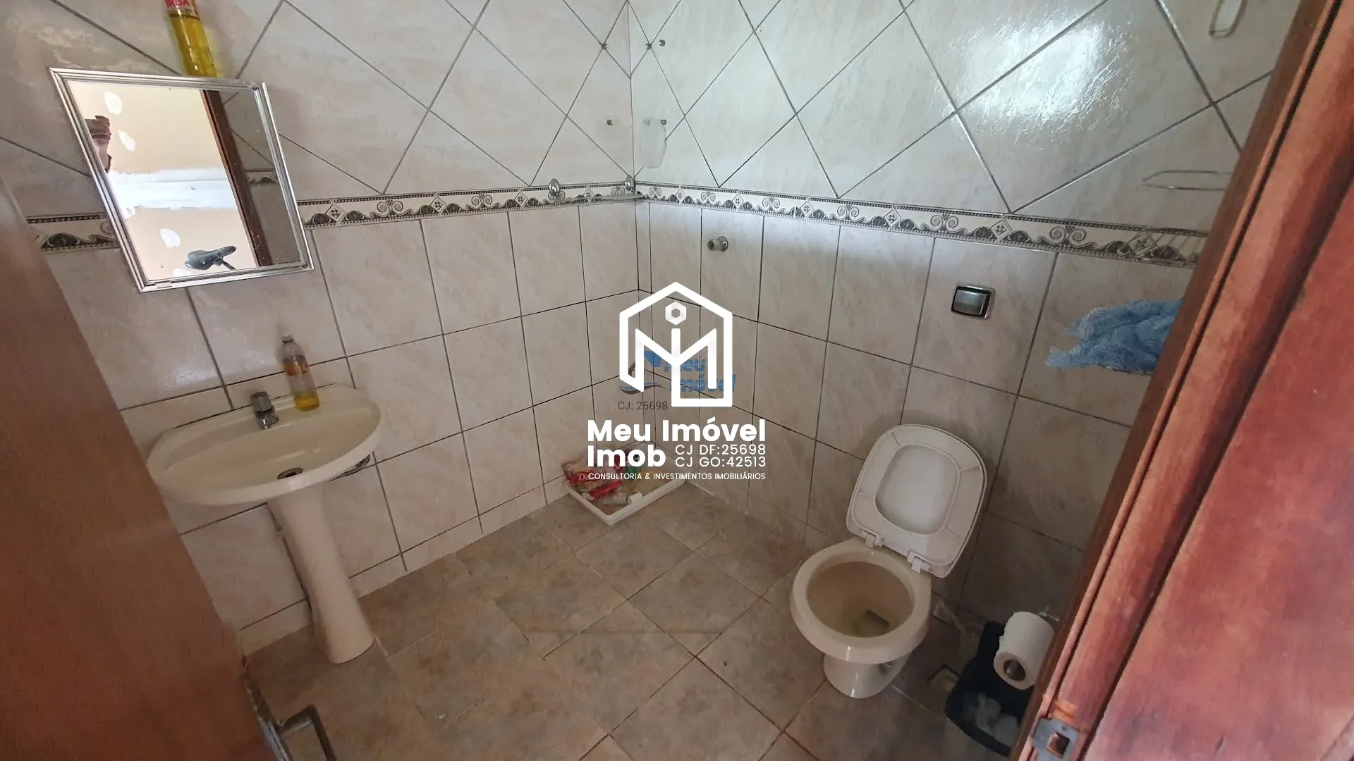 Imagem Casa com Loja 4 Quartos 3 Vagas 190m² Box em Blindex