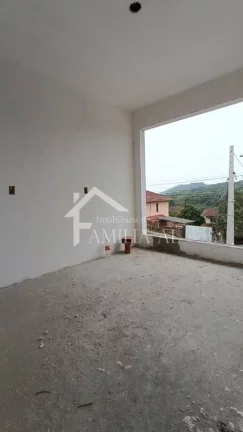 Imagem GEMINADO DE ESQUINA COM 110M² NO PARANAGUAMIRIM