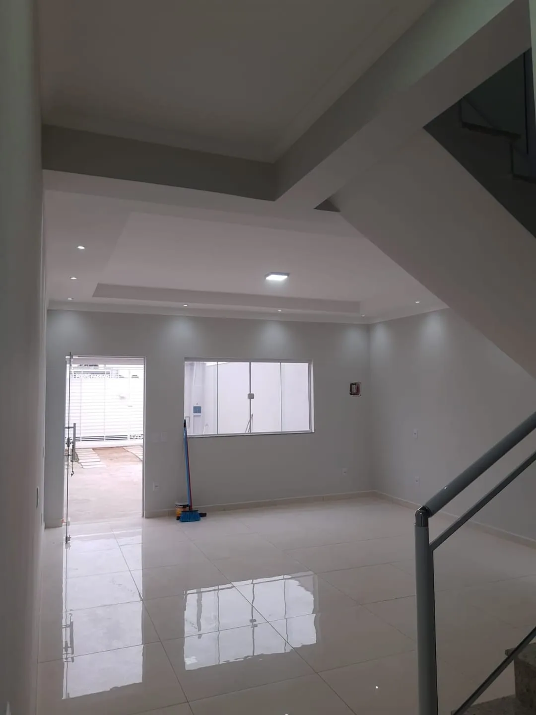 Imagem Casa à venda 2 Quartos, 1 Suite, 2 Vagas, 125M², Residencial e Comercial Portal dos Eucaliptos, Pindamonhangaba - SP