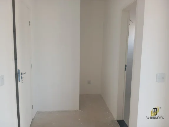 Imagem Casa em Condomínio de Luxo em Cotia-SP, Parque Dom Henrique: 3 quartos, 1 suíte, 2 salas, 3 banheiros, 86m², 2 vagas.