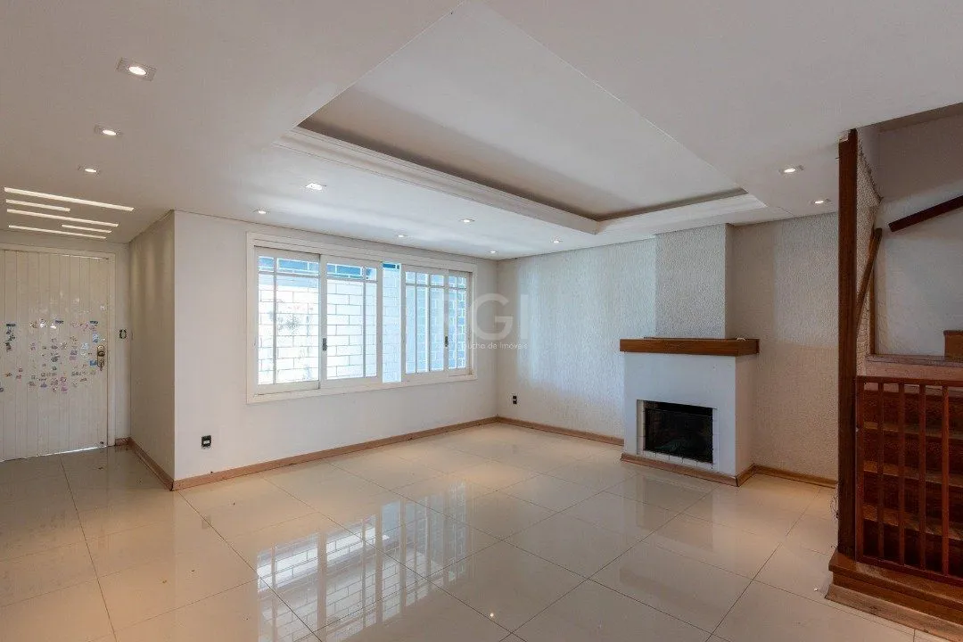 Imagem Casa para Venda - 205.81m², 3 dormitórios, sendo 1 suites, 2 vagas - Ipanema