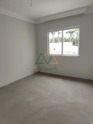Imagem Sobrado à venda Santa Cândida Curitiba PR