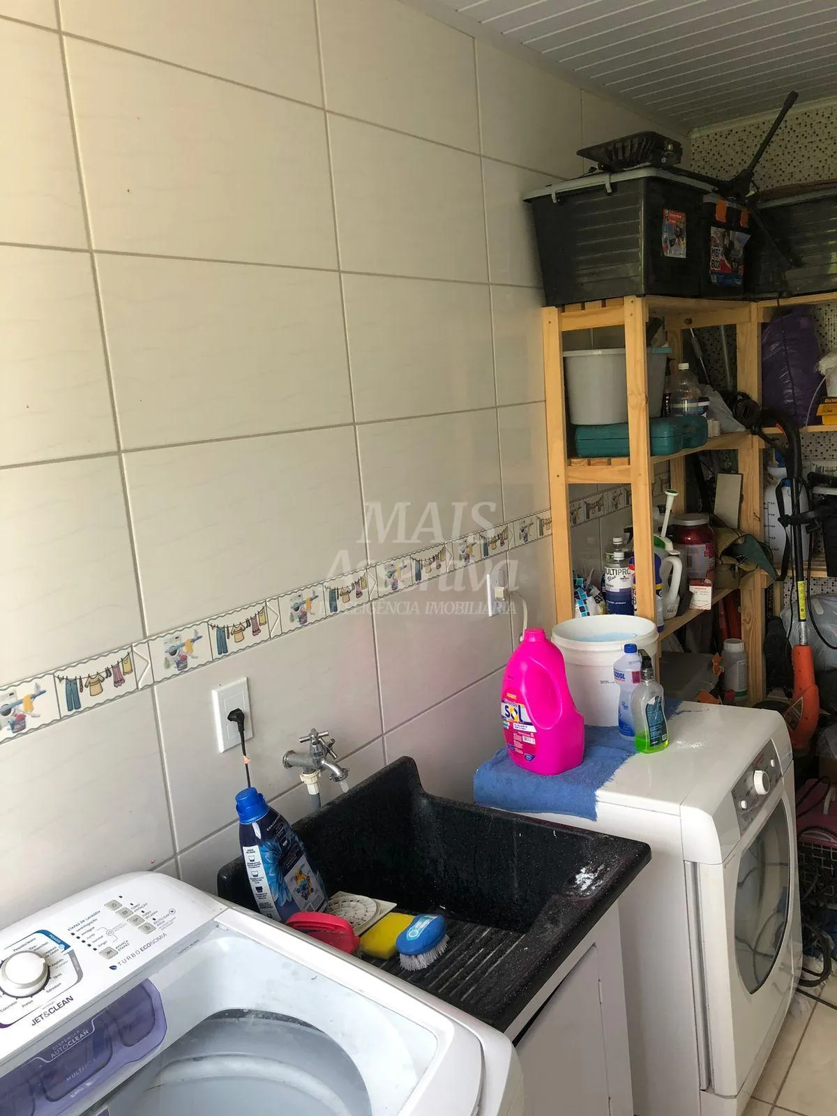 Imagem Casa mobiliada a venda no bairro Azaléia em Araricá/RS - 3 dormitórios