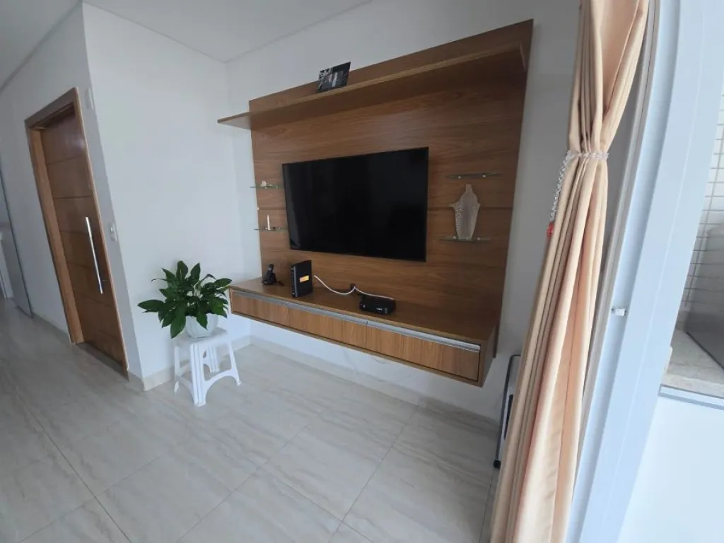 Imagem APARTAMENTO COM 130,00 m² - MIRIM - PRAIA GRANDE SP