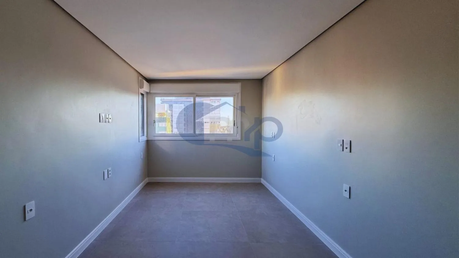 Imagem Apartamento a venda com 2 suites no centro de Torres/RS