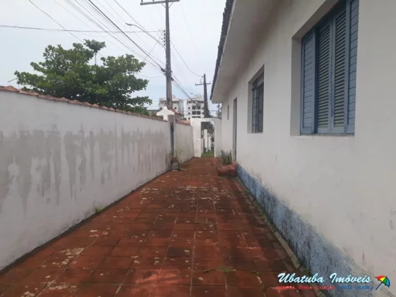 Imagem Casa com edícula no Perequê-açu