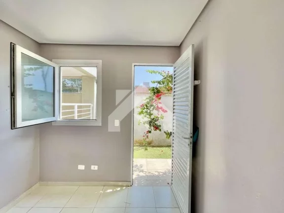 Imagem Casa de Condomínio em Granja Viana - Cotia