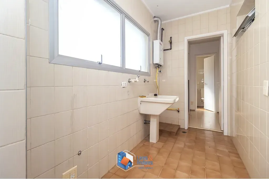 Imagem Apartamento à venda 3 Quartos 1 Suite 2 Vagas 95M² Moema São Paulo - SP