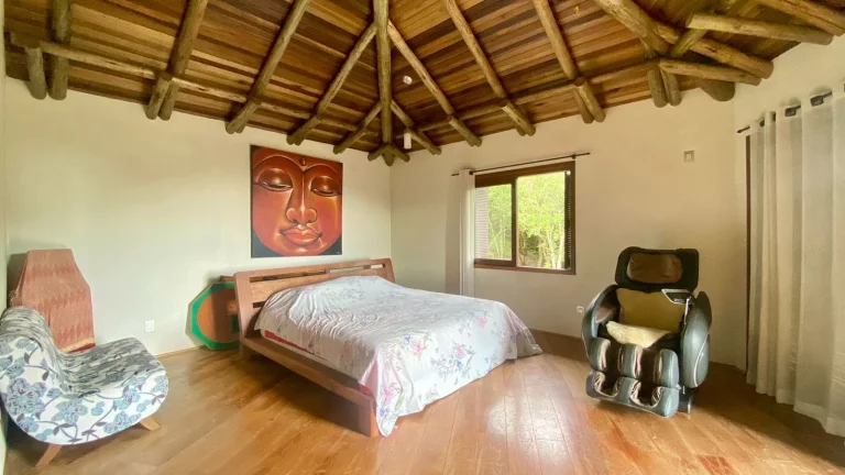 Imagem Imóvel de Luxo na Praia da Silveira: Casa com 3 Quartos, 1 Suíte e Garagem em Garopaba-SC!