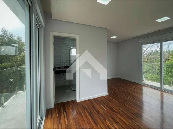 Imagem Casa de Condomínio em Chácara dos Lagos - Carapicuíba