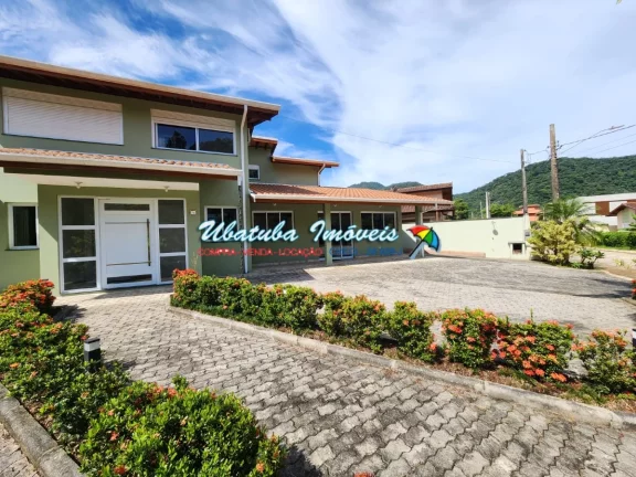 Imagem Excelente casas mobiliadas para investimento em condomínio fechado