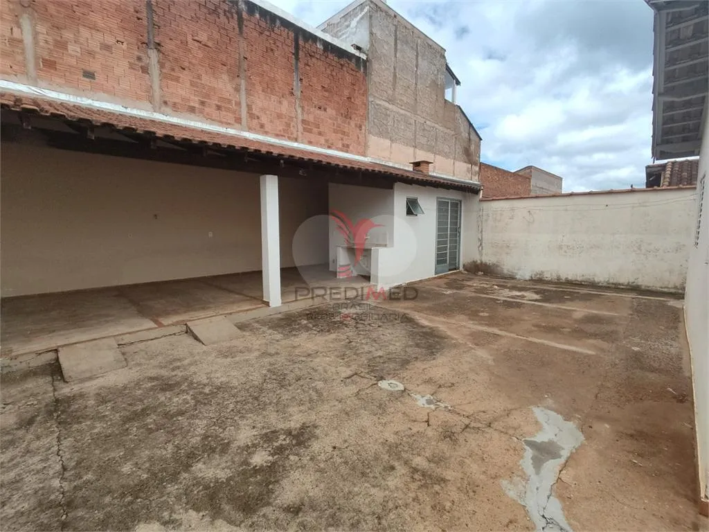 Imagem Casa de 2 quartos, 85m² no bairro Jardim Itapuã, em Lençóis Paulista