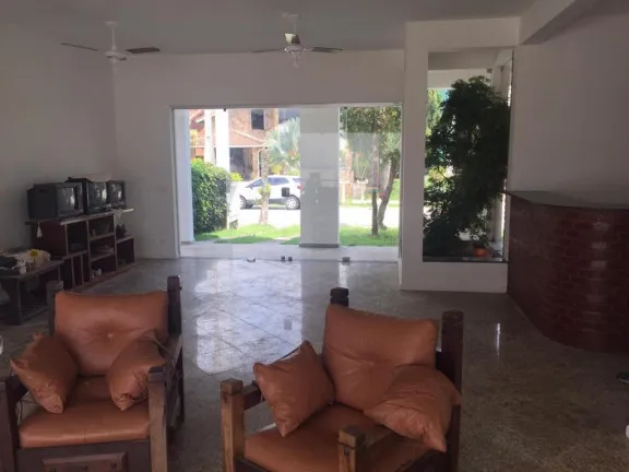 Foto do imóvel Casa de Condomínio com 3 Quartos à Venda, 270 m² em Boungainvillé II - Peruíbe