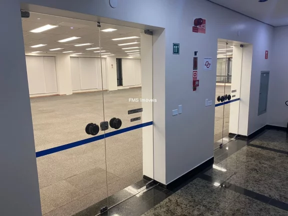Imagem Conjunto comercial com 438m² próximo a Av. Paulista.