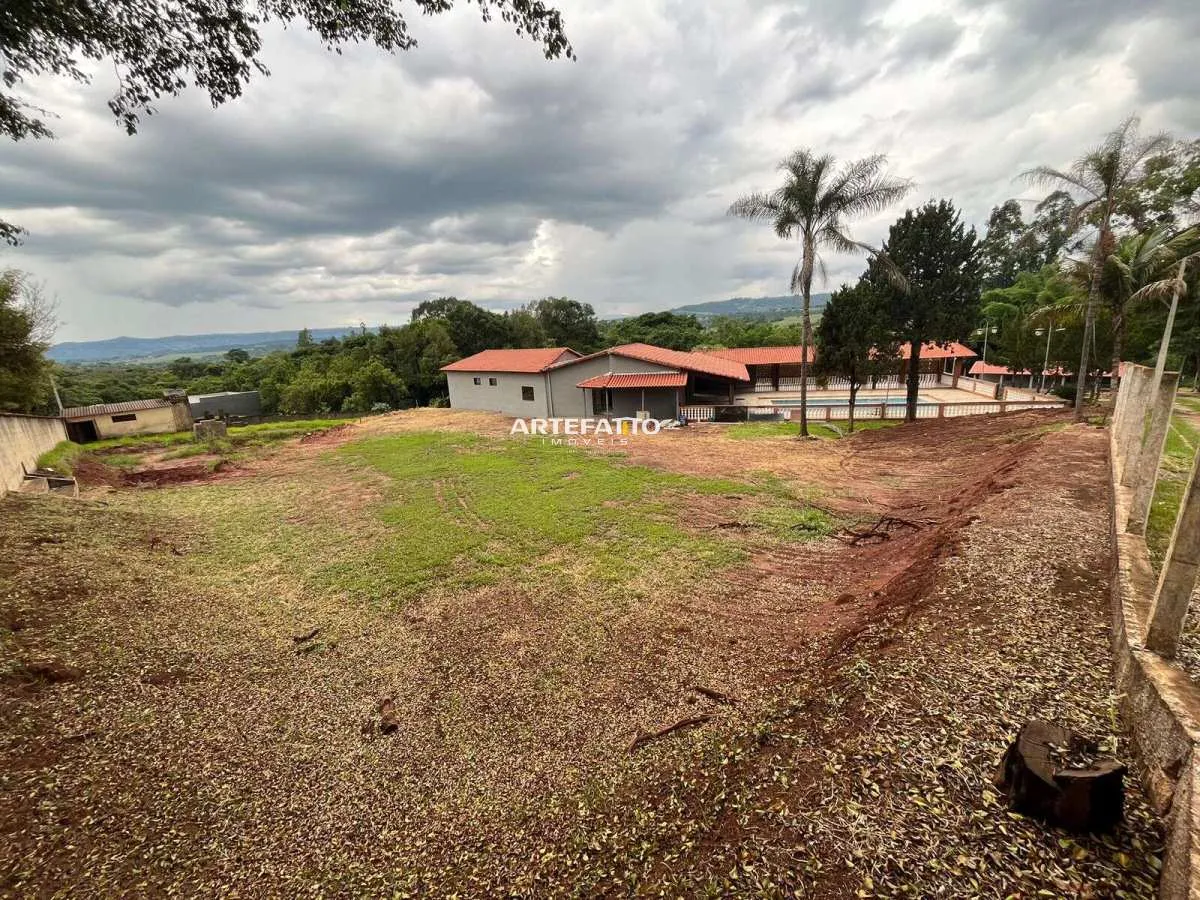 Imagem Chácara à venda em Franca, Jardim Monte Carlo, com 3 quartos, 600m2