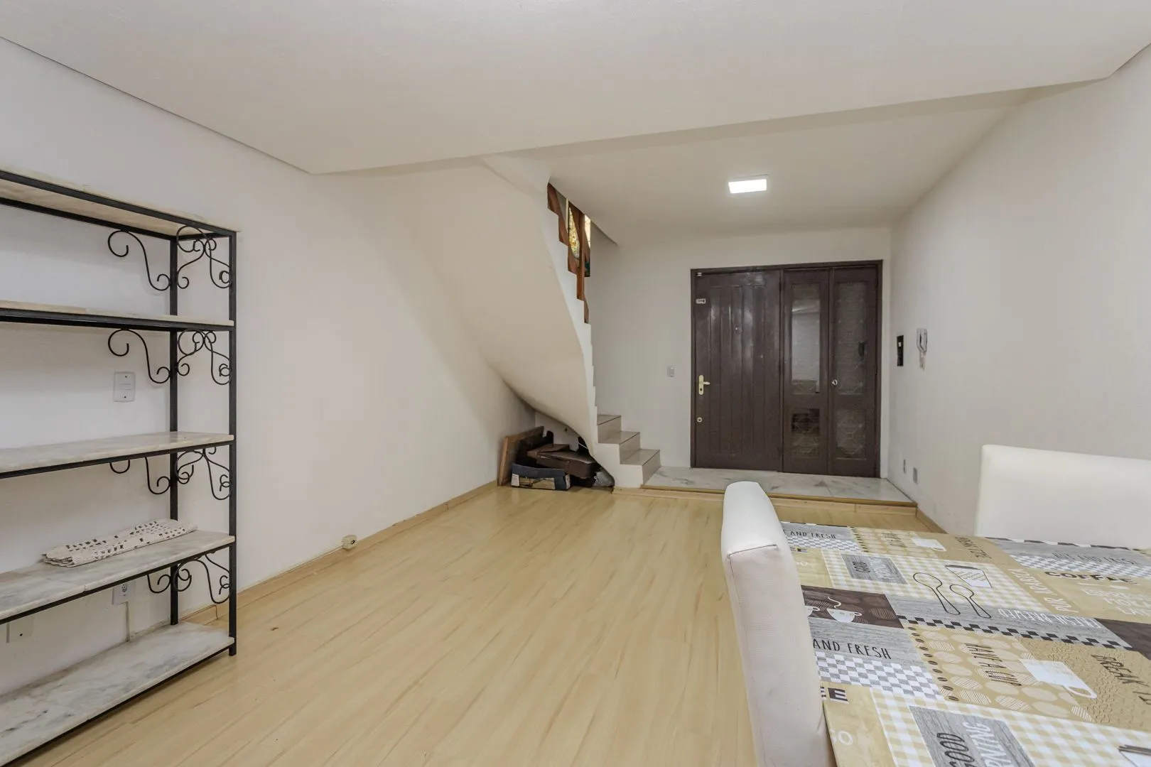 Imagem Casa em Condomínio no Jardim Ypu de 2 dormitórios e vaga DESOCUPADA