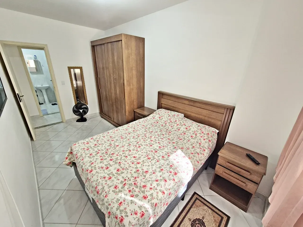 Imagem Apartamento com 2 Quartos à Venda, 80 m² em Mirim - Praia Grande