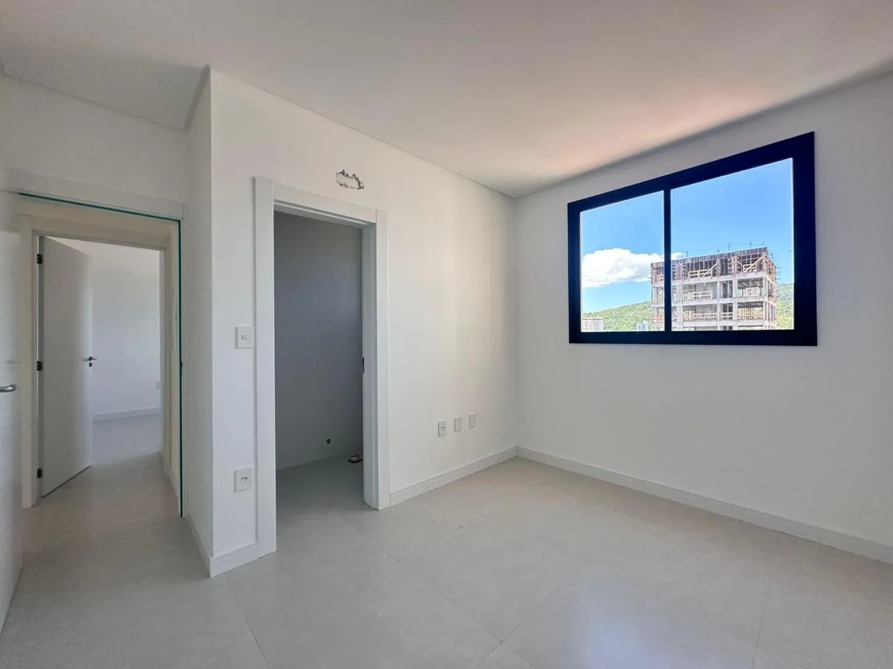 Imagem Apartamento com vista para o mar à venda com 115m2 por R$ 2.490.000,00