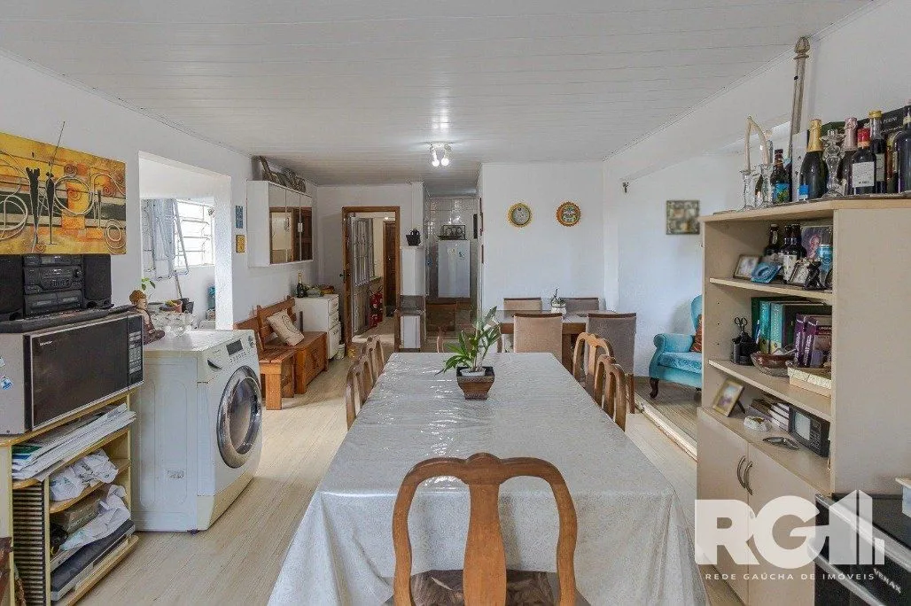 Imagem Cobertura desocupada com 3 Quartos e Área Gourmet em Porto Alegre