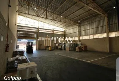 Imagem Galpão Industrial à Venda em Itatiba | 3.003 m² | Terreno de 30.000 m² | Itatiba/SP