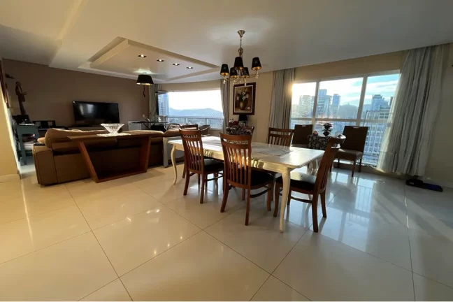 Imagem Apartamento para venda no bairro Centro em Balneário Camboriú