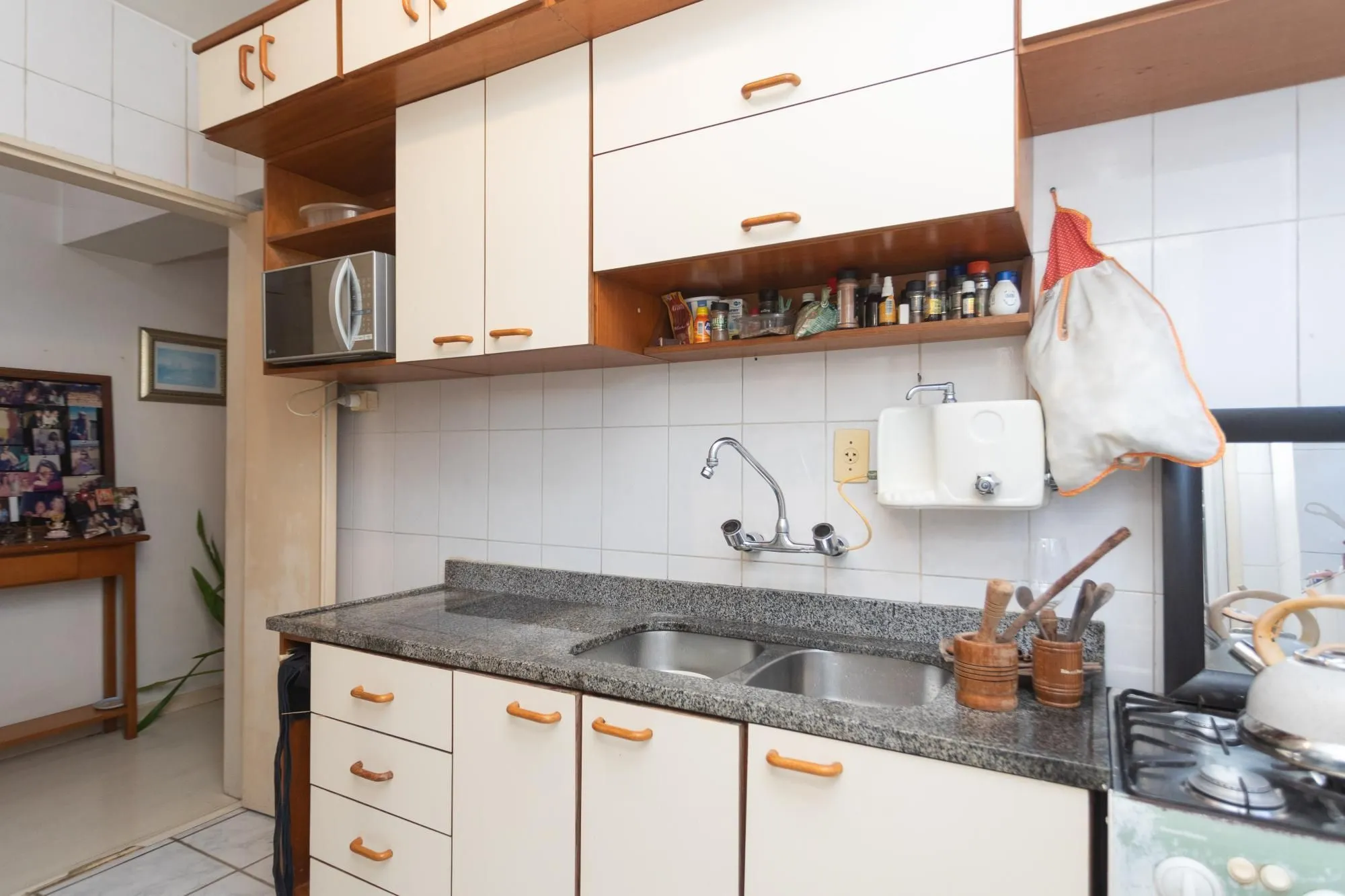 Imagem Apartamento de 02 dormitórios com vaga no bairro Boa Vista -Porto Alegre/RS