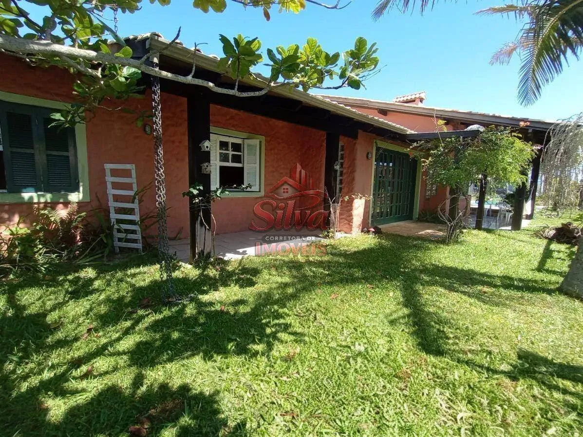 Imagem C805 | Casa à venda com piscina a 350m do mar